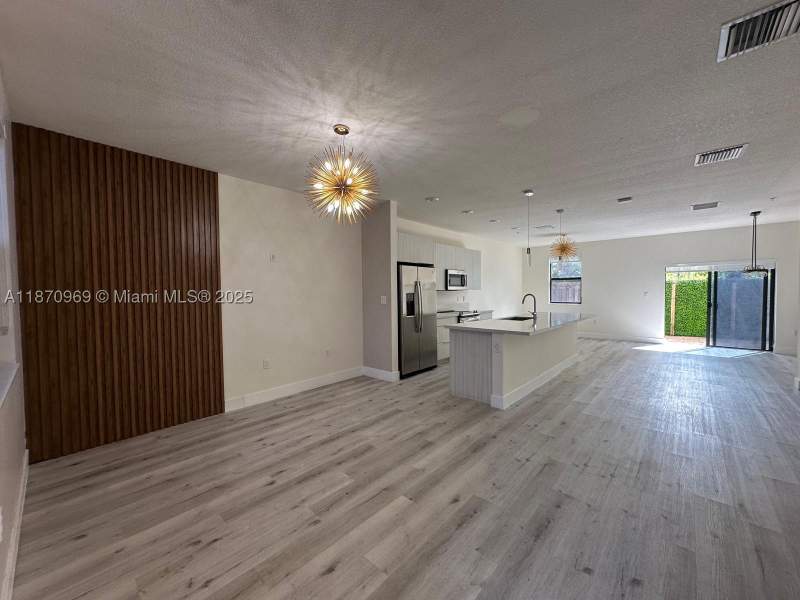 3 bedroom Condominium at 10413 NW 82nd St 9, Highland At Park Central, Doral — photo 4