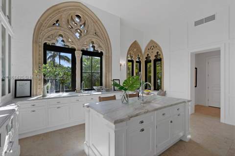 1840 S Bayshore Ln, Miami FL - photo 17 of 88