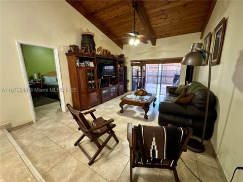 13527 SW 101st Ln, Miami FL - photo 14 of 45