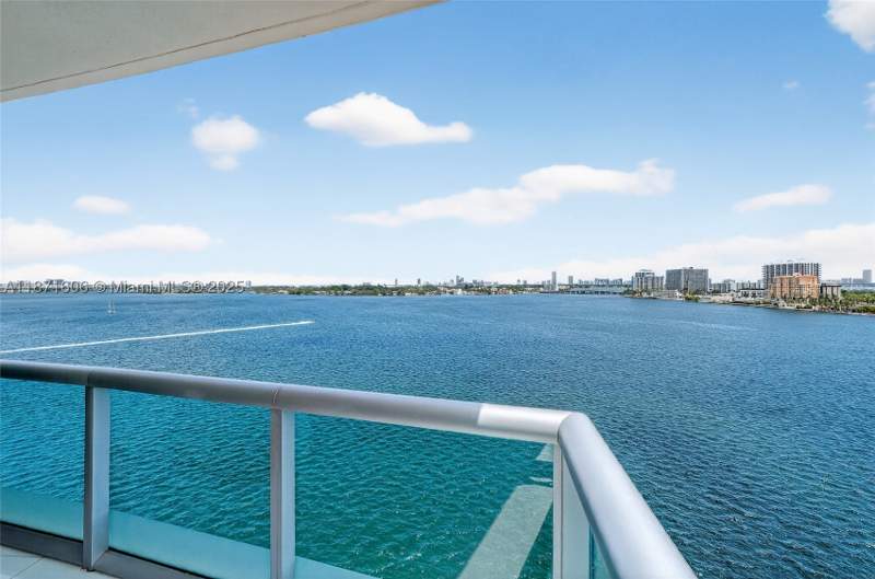 3 bedroom Condominium at 7935 East Dr 1104, Cielo On The Bay Condo, North Bay Village — photo 4