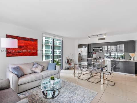 31 SE 6th St 802, Miami FL - photo 12 of 37