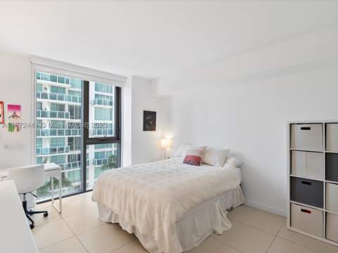 31 SE 6th St 802, Miami FL - photo 15 of 37