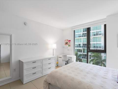 31 SE 6th St 802, Miami FL - photo 16 of 37