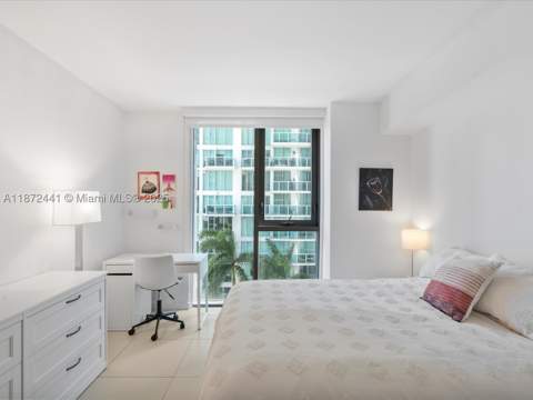 31 SE 6th St 802, Miami FL - photo 17 of 37