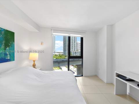 31 SE 6th St 802, Miami FL - photo 21 of 37