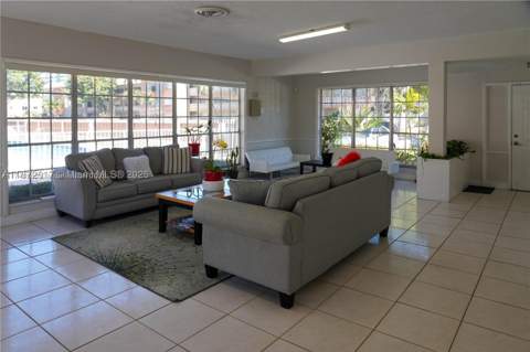 11855 NE 19th Dr 10, North Miami FL - photo 18 of 19