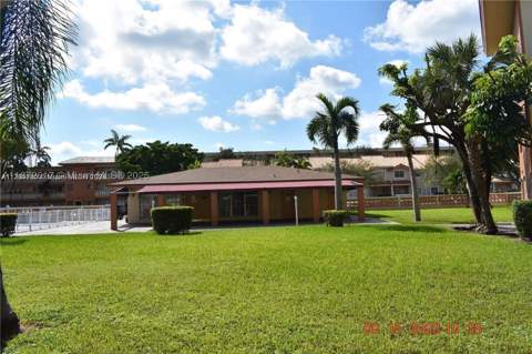11855 NE 19th Dr 10, North Miami FL - photo 9 of 19