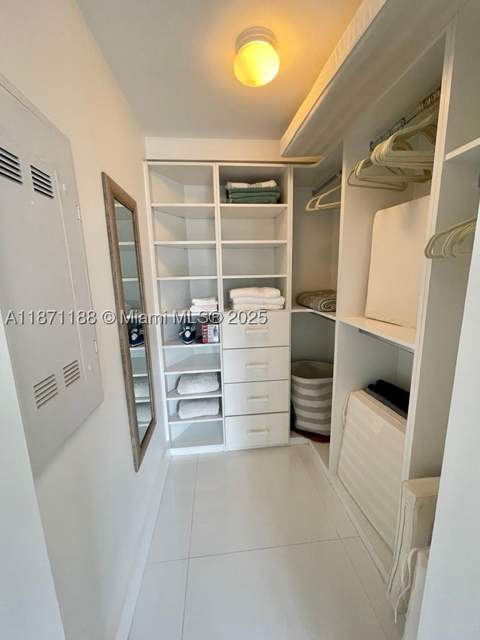 121 NE 34 St 901, Miami FL - photo 9 of 29