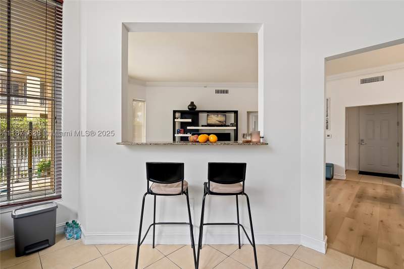 2 bedroom Condominium at 3001 NE 185th St 135, Alaqua Condo, Aventura — photo 4
