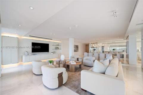 7921 Fisher Island Dr 7921, Miami Beach FL - photo 10 of 54