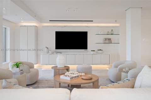 7921 Fisher Island Dr 7921, Miami Beach FL - photo 11 of 54