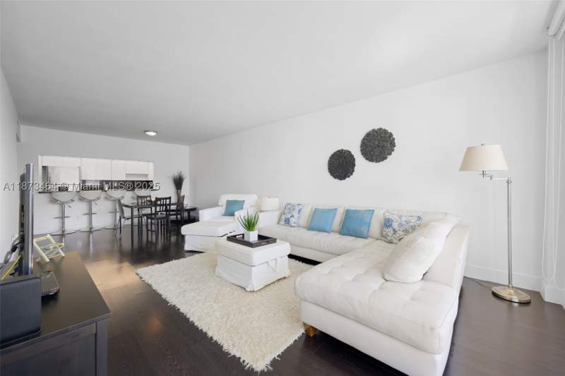 1 bedroom Condominium at 19380 Collins Ave 1414, Oceanview Building B Cond, Sunny Isles Beach — photo 4