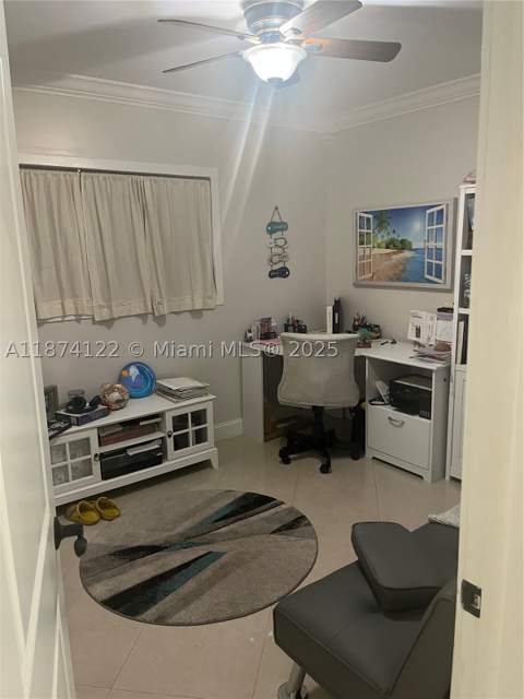 7521 SW 57th Ter, Miami FL - photo 16 of 23