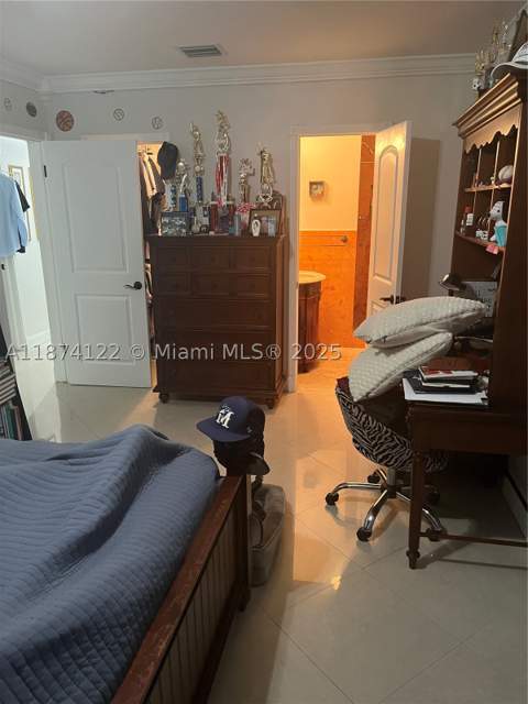 7521 SW 57th Ter, Miami FL - photo 18 of 23