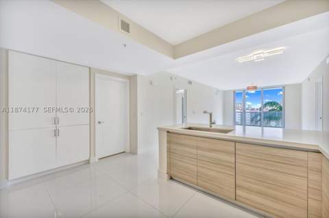 300 Sunny Isles Blvd 4-803, Sunny Isles Beach FL - photo 7 of 25