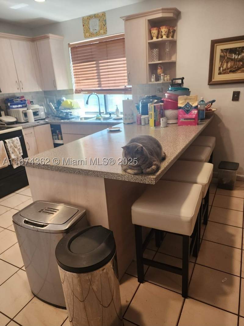 4 bedroom SingleFamilyResidence at 11060 SW 143rd Pl, Country Tree Sub, Miami — photo 5