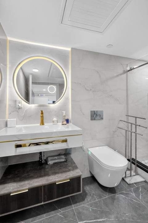 5225 Collins Avenue 1408, Miami Beach FL - photo 19 of 37