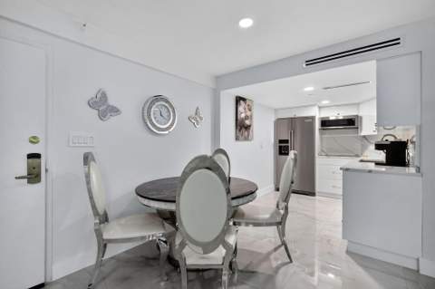 5225 Collins Avenue 1408, Miami Beach FL - photo 7 of 37