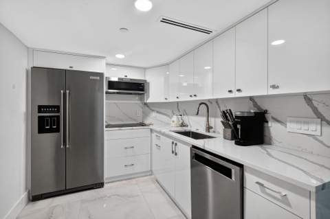 5225 Collins Avenue 1408, Miami Beach FL - photo 8 of 37