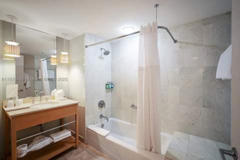 18683 Collins Ave 1609, Sunny Isles Beach FL - photo 18 of 18