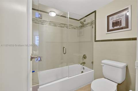 2401 Collins Ave 1005, Miami Beach FL - photo 15 of 19