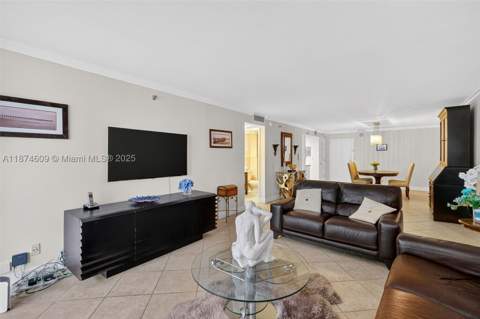 2401 Collins Ave 1005, Miami Beach FL - photo 8 of 19