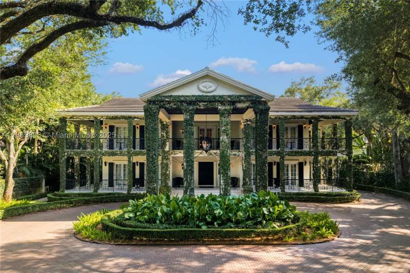 6 bedroom SingleFamilyResidence at 612 Sunset Dr, Coral Gables Bisc Bay Sec, Coral Gables — photo 2