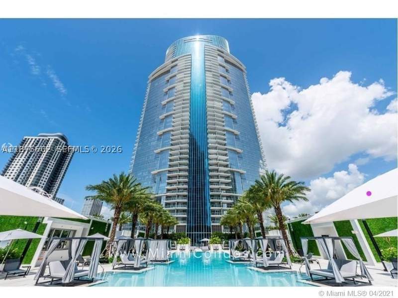 2 bedroom Condominium at 851 NE 1st Ave 1203, Paramount Miami Worldcent, Miami — photo 2