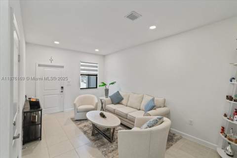 13378 SW 287th Ter 13378, Homestead FL - photo 8 of 39
