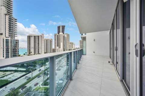 17550 Collins Ave 1003, Sunny Isles Beach FL - photo 16 of 57