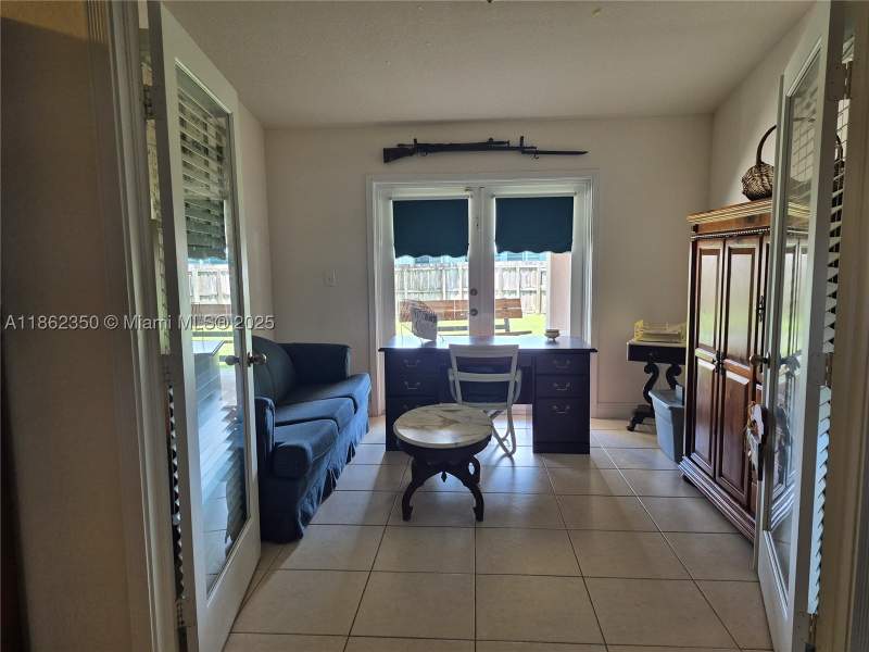 4 bedroom SingleFamilyResidence at 17333 SW 284th St, Redlands Cove, Homestead — photo 4