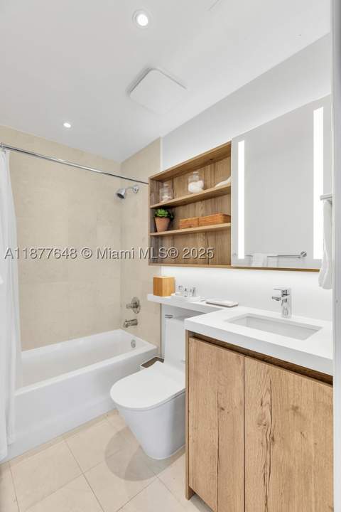 60 SW 13th St 3402, Miami FL - photo 19 of 29