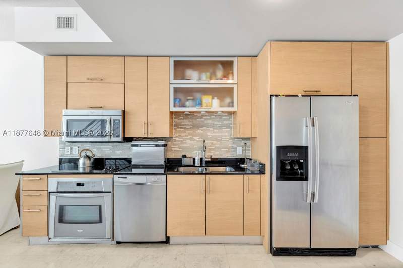 2 bedroom Condominium at 60 SW 13th St 3402, Infinity At Brickell, Miami — photo 3
