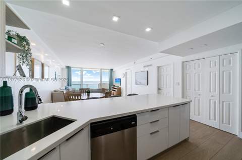 5601 Collins Ave 1011, Miami Beach FL - photo 7 of 32