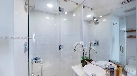 650 NE 32nd St 4607, Miami FL - photo 9 of 11