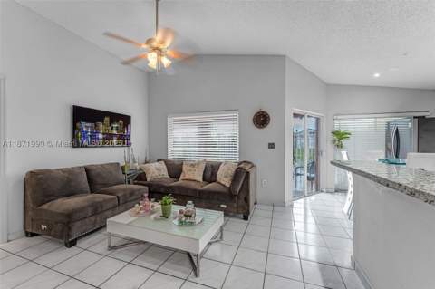 8101 SW 159th Ct, Miami FL - photo 12 of 36