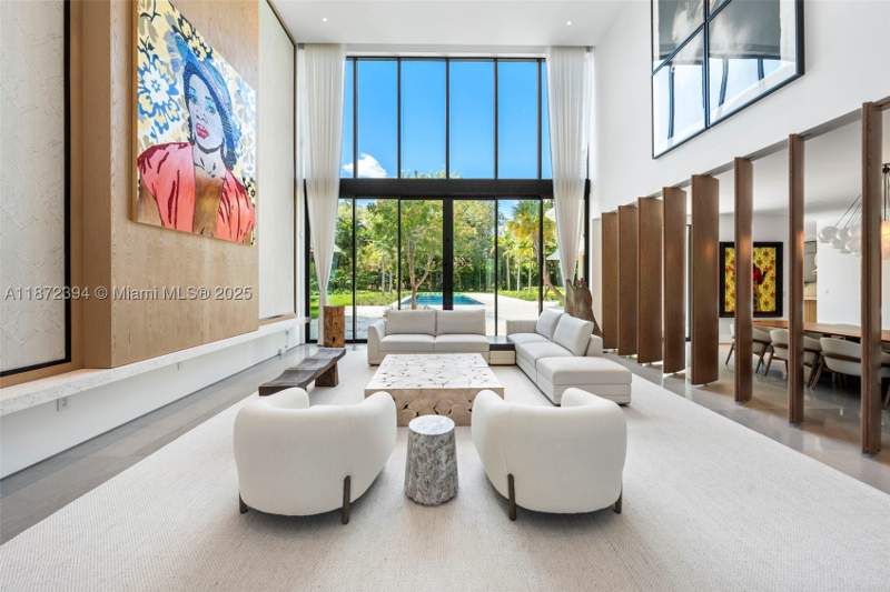 7 bedroom SingleFamilyResidence at 9440 Old Cutler Ln, Journeys End Estates, Coral Gables — photo 4