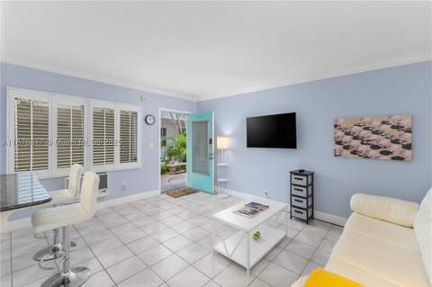 350 Collins Ave 103, Miami Beach FL - photo 11 of 26