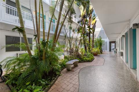 350 Collins Ave 103, Miami Beach FL - photo 18 of 26