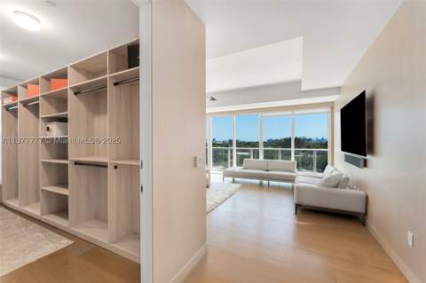4701 N Meridian Ave 512, Miami Beach FL - photo 15 of 52