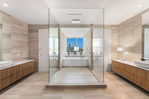 4701 N Meridian Ave 512, Miami Beach FL - photo 18 of 52