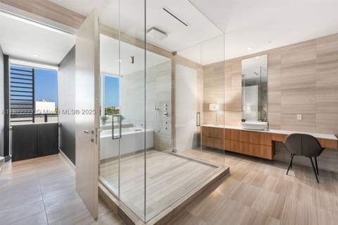 4701 N Meridian Ave 512, Miami Beach FL - photo 19 of 52