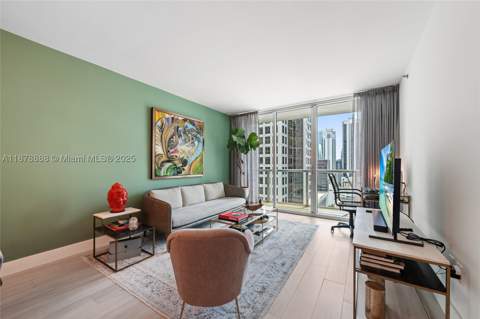 55 SE 6th St 1908, Miami FL - photo 7 of 34