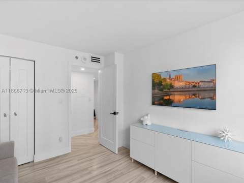 770 Claughton Island Dr 701, Miami FL - photo 21 of 37