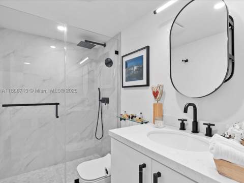 770 Claughton Island Dr 701, Miami FL - photo 22 of 37