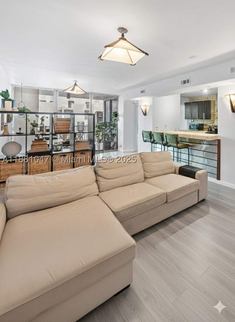 2 bedroom Condominium at 2655 Collins Ave 510, Mirasol Ocean Towers Cond, Miami Beach — photo 4