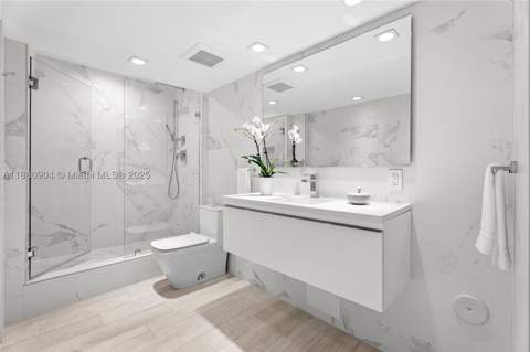 2301 Collins Ave 1523-24, Miami Beach FL - photo 19 of 26