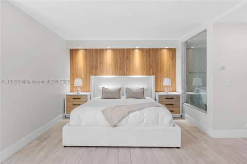 2301 Collins Ave 1523-24, Miami Beach FL - photo 9 of 26