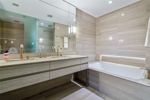 18975 Collins Ave 1104, Sunny Isles Beach FL - photo 12 of 30