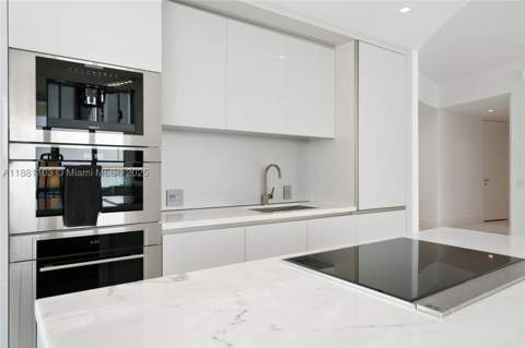 18975 Collins Ave 1104, Sunny Isles Beach FL - photo 18 of 30